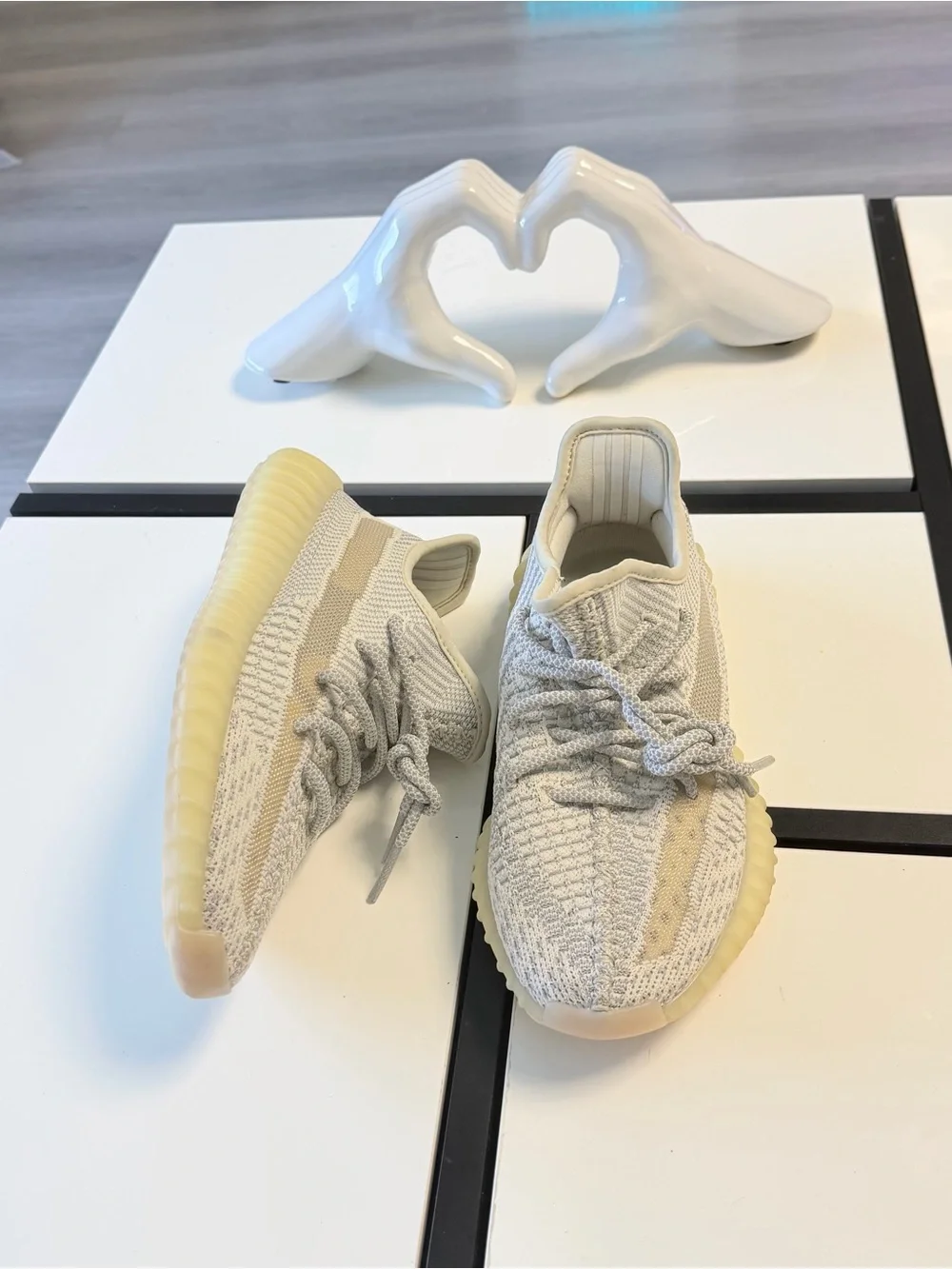 Yeezy Boost 350 V2 'Lundmark' • Size 4.5M / 5.5W • Excellent • No Box